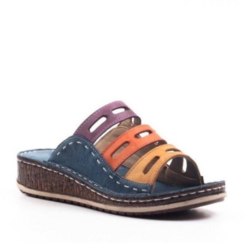 what are the most comfortable womens slides